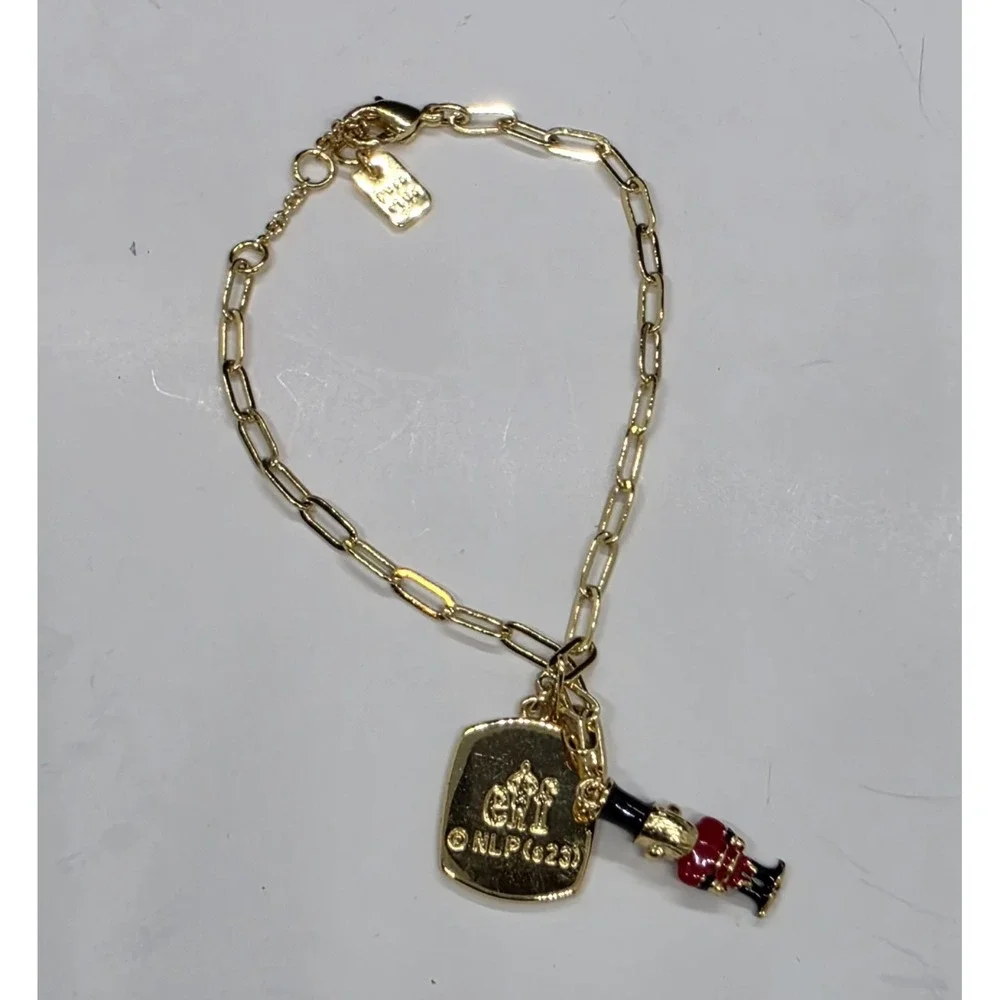 Pura Vida charm measures damage